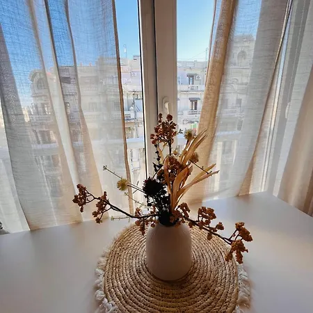 Mira - A For - Old Town * Bükreş